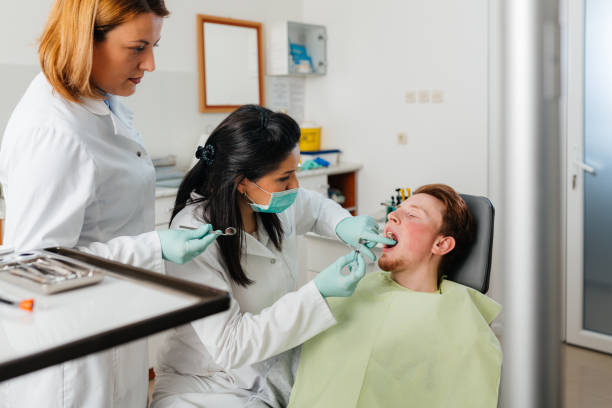 Best Emergency Dental Care for Broken or Chipped Teeth in Troy, MI